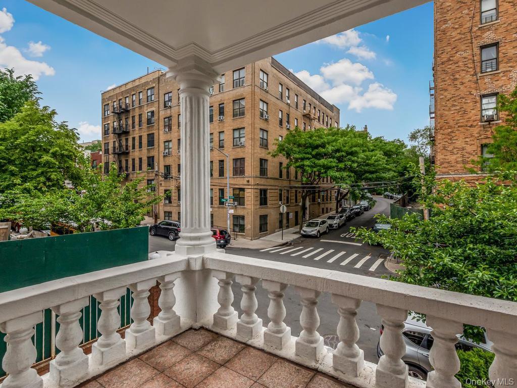 Single Family Phelan Place Bronx, NY 10453, MLS-1033327-2