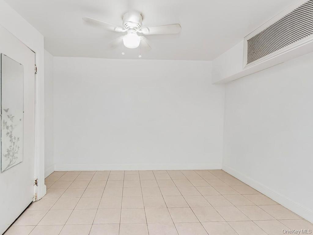 Single Family Phelan Place Bronx, NY 10453, MLS-1033327-25
