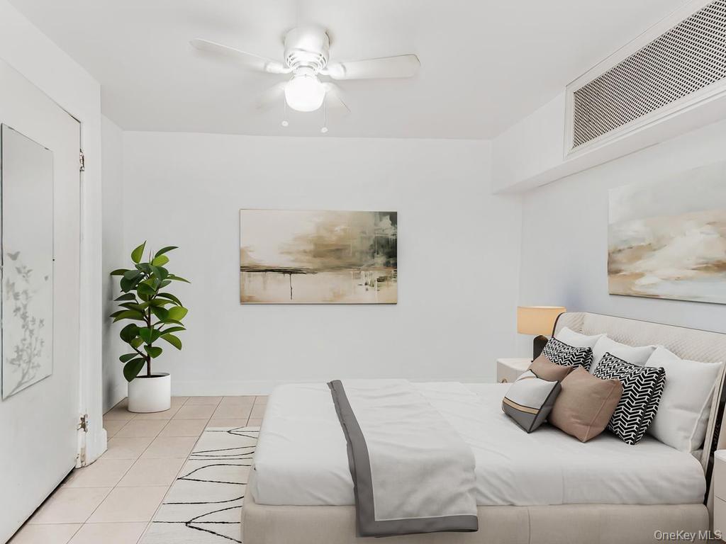 Single Family Phelan Place Bronx, NY 10453, MLS-1033327-26