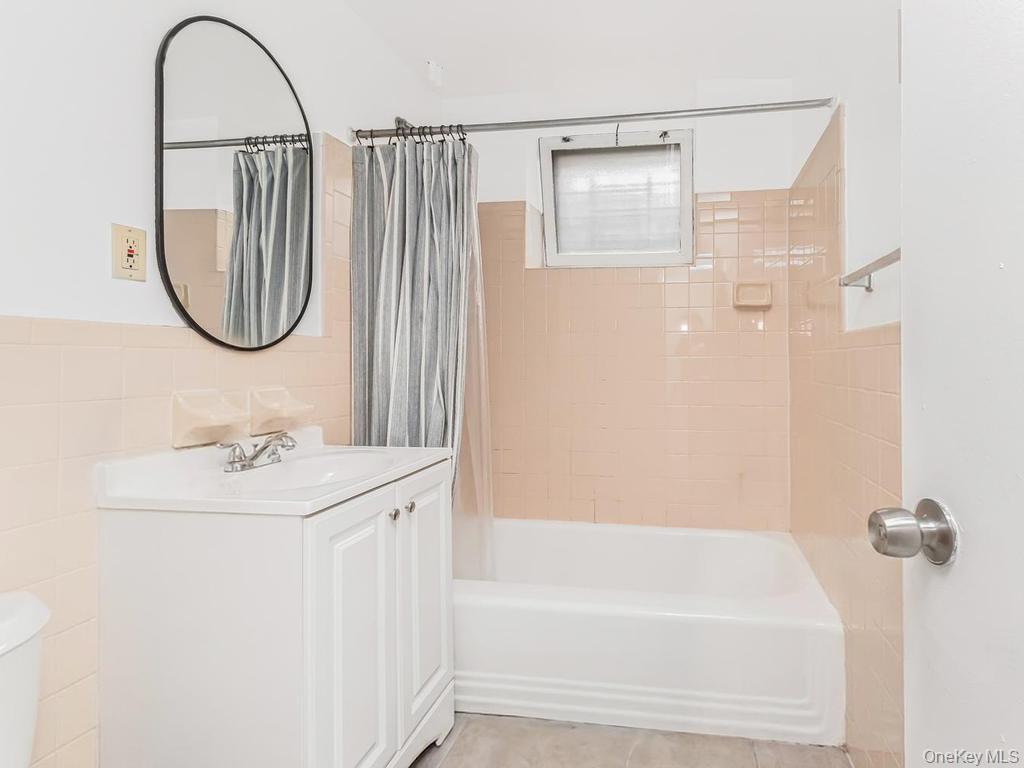 Single Family Phelan Place Bronx, NY 10453, MLS-1033327-30