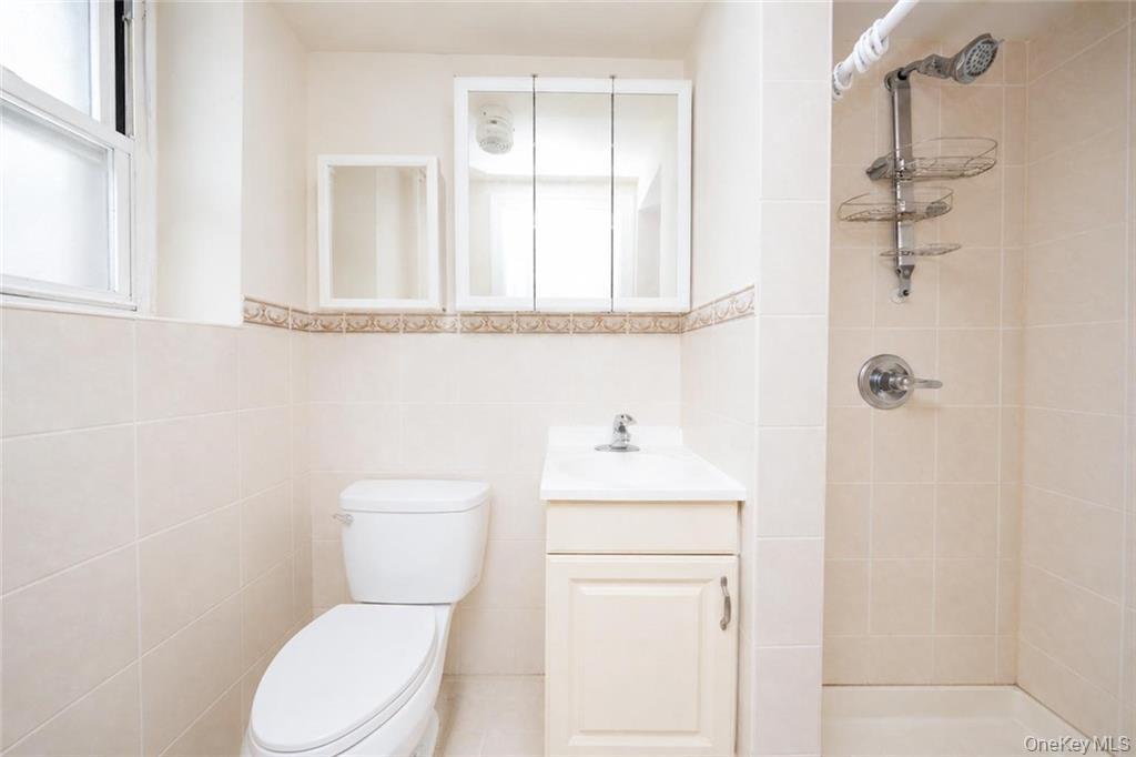 Single Family E 26th Street Brooklyn, NY 11229, MLS-1033331-25