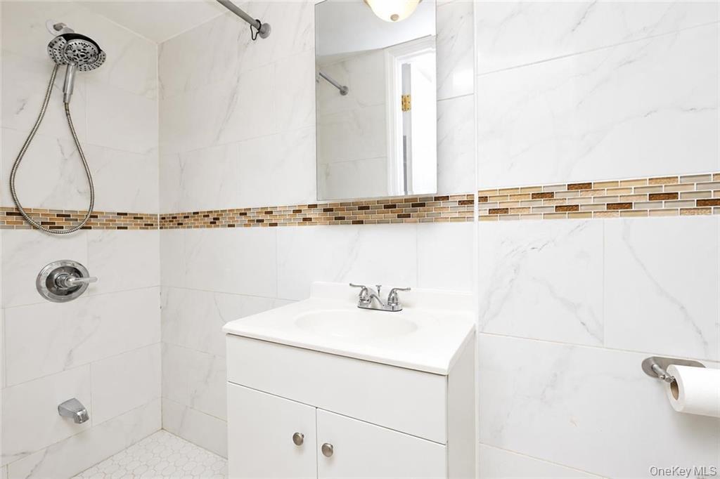 Single Family E 26th Street Brooklyn, NY 11229, MLS-1033331-26
