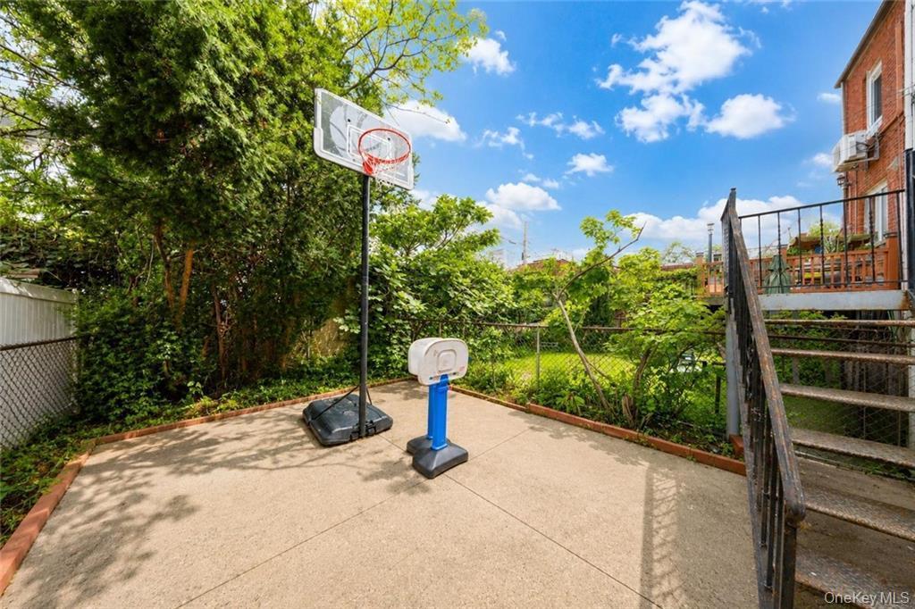 Single Family E 26th Street Brooklyn, NY 11229, MLS-1033331-5