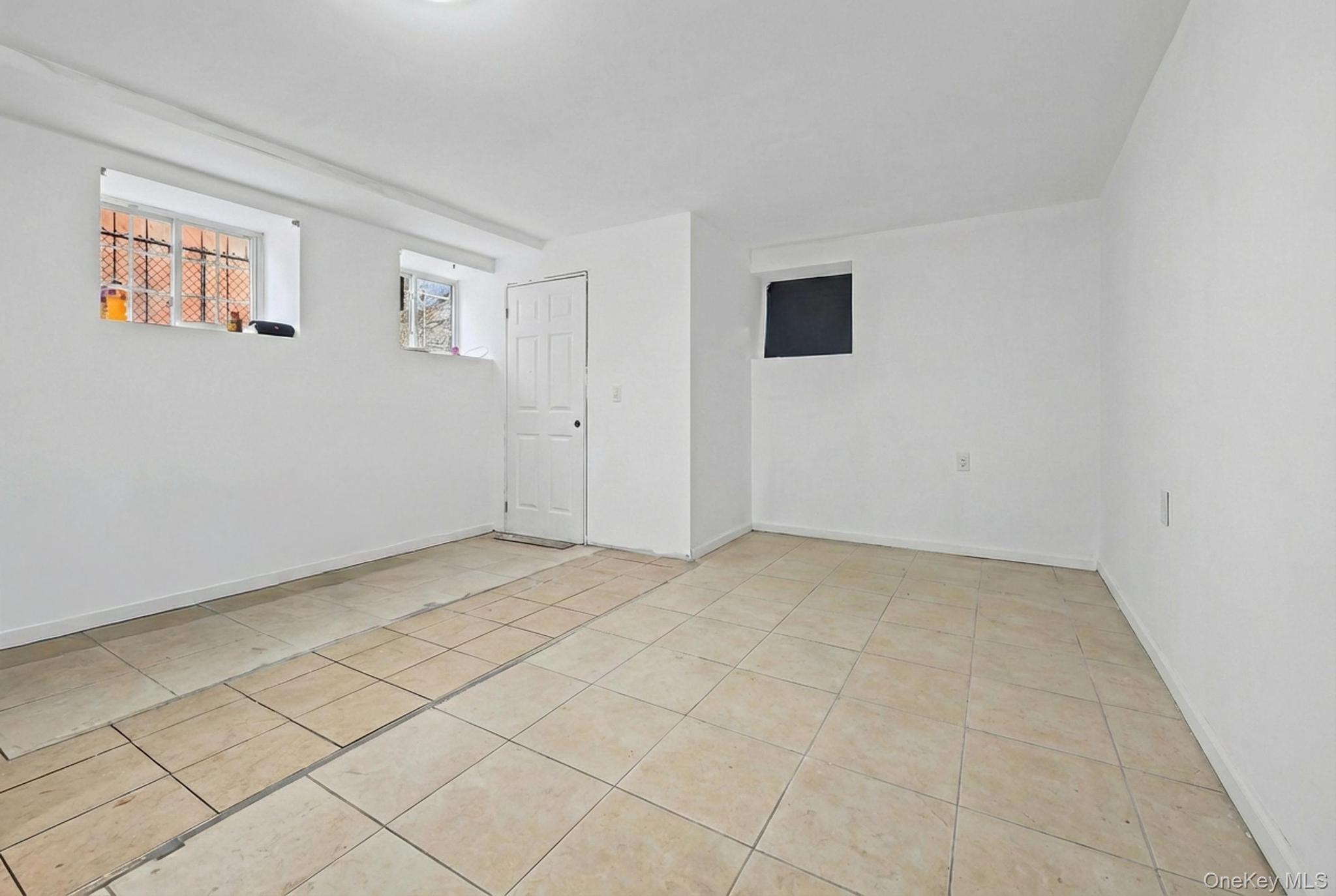 Single Family 133rd Avenue Queens, NY 11434, MLS-1033333-12