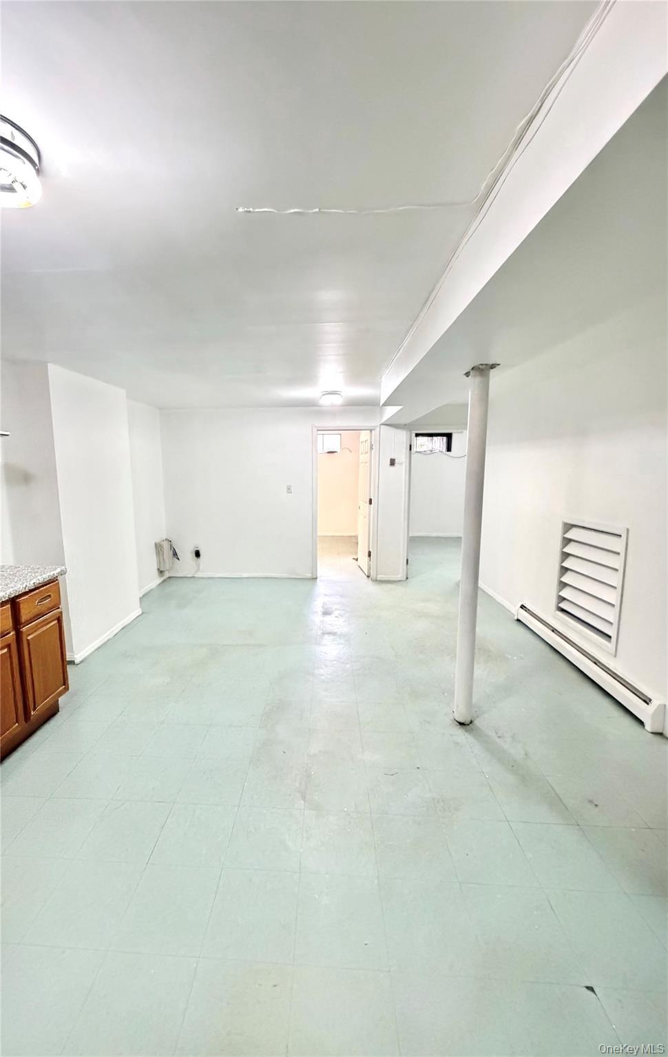 Single Family 83rd Place  Queens, NY 11379, MLS-1033345-16