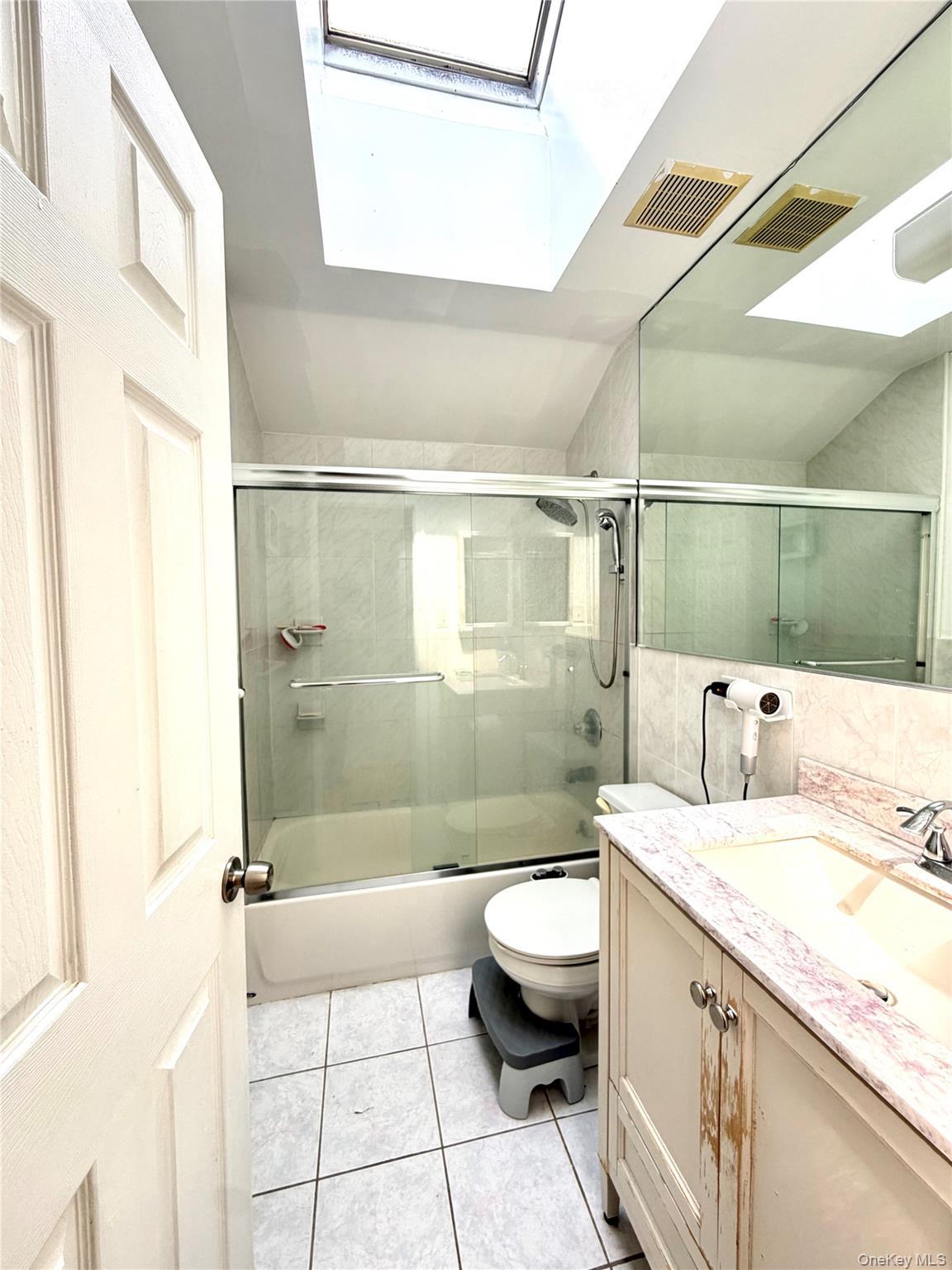 Single Family 83rd Place Queens, NY 11379, MLS-1033345-8