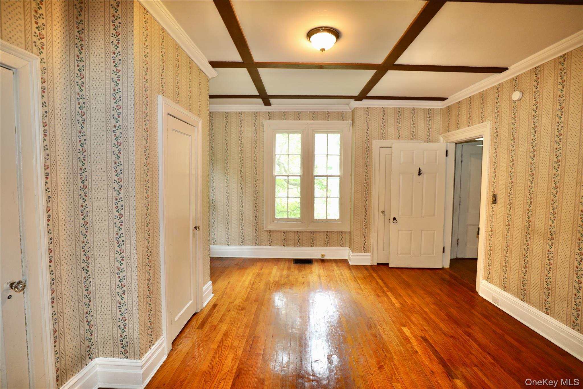 Single Family Morningside Drive  Westchester County, NY 10562, MLS-1033351-17