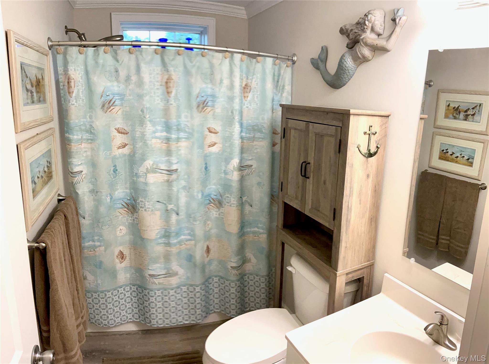 Single Family Old Country Road Suffolk County, NY 11901, MLS-1033380-10