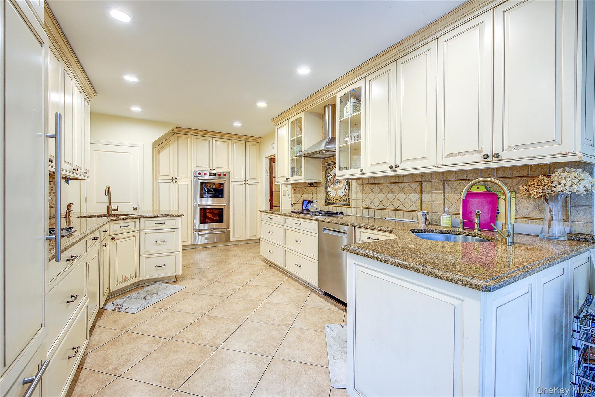 Single Family 174th Street Queens, NY 11366, MLS-1033389-18