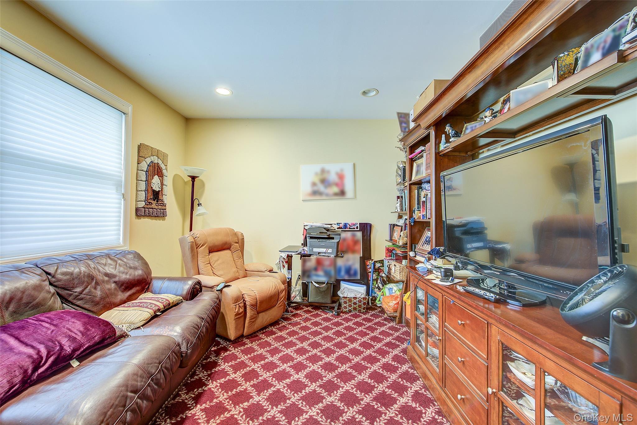Single Family 174th Street Queens, NY 11366, MLS-1033389-24