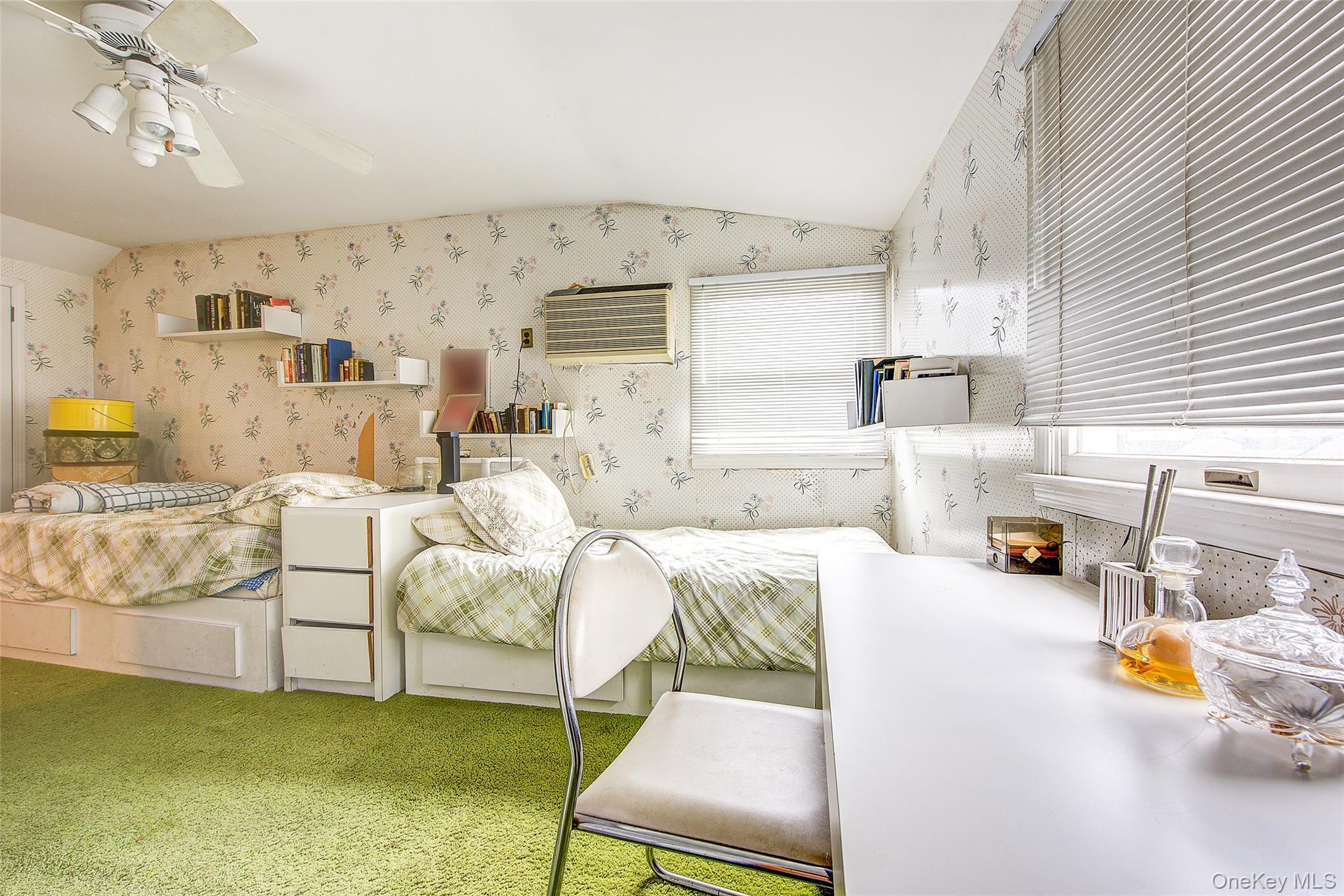 Single Family 174th Street Queens, NY 11366, MLS-1033389-39