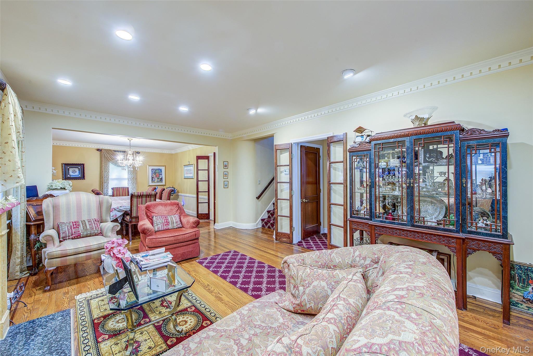 Single Family 174th Street Queens, NY 11366, MLS-1033389-6
