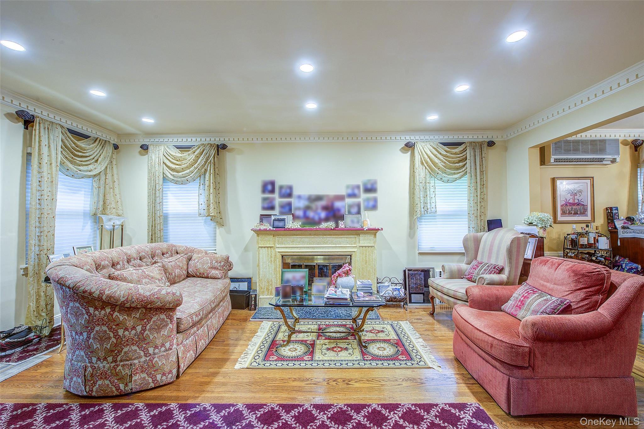 Single Family 174th Street Queens, NY 11366, MLS-1033389-8