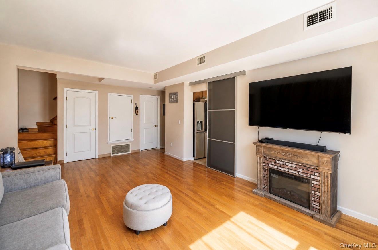 Condo Royce Street Brooklyn, NY 11234, MLS-1033412-3
