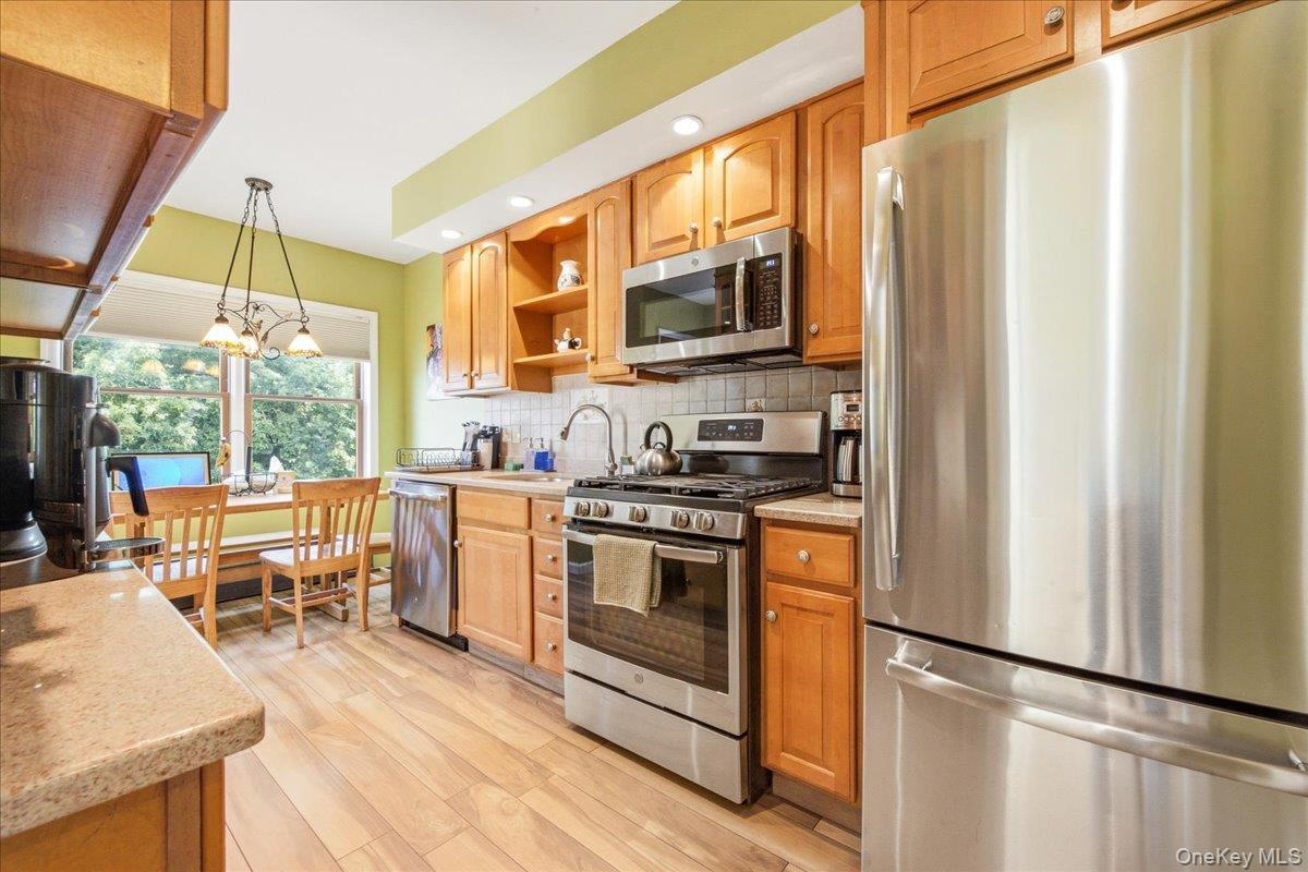 Single Family 67th Road Queens, NY 11374, MLS-1033434-15