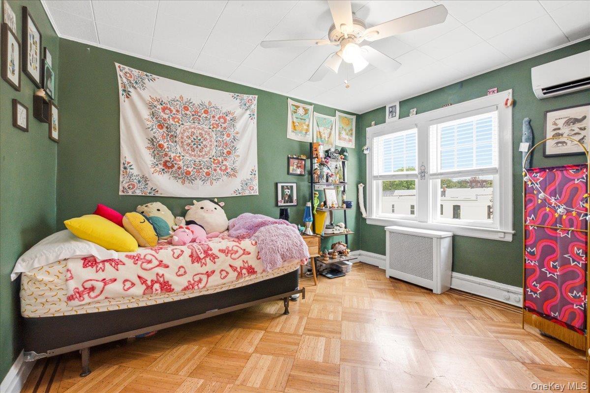 Single Family 67th Road Queens, NY 11374, MLS-1033434-23