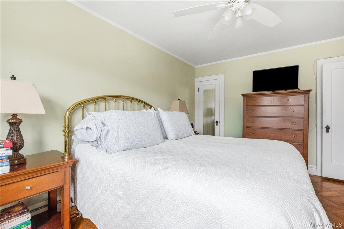 Single Family 67th Road Queens, NY 11374, MLS-1033434-27