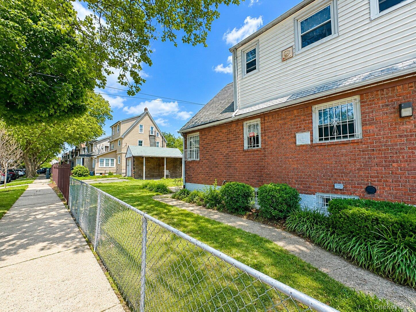 Single Family 115th Avenue Queens, NY 11436, MLS-1033440-5