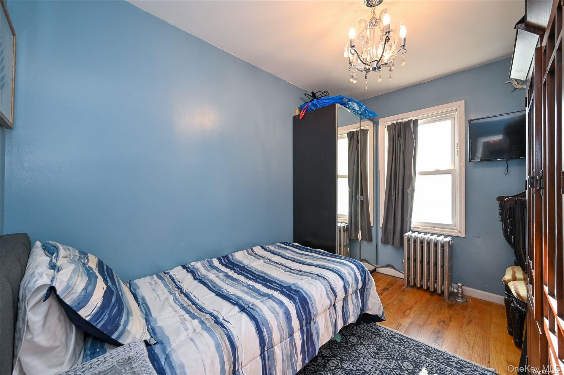 Single Family 233rd Street Queens, NY 11422, MLS-1033453-19