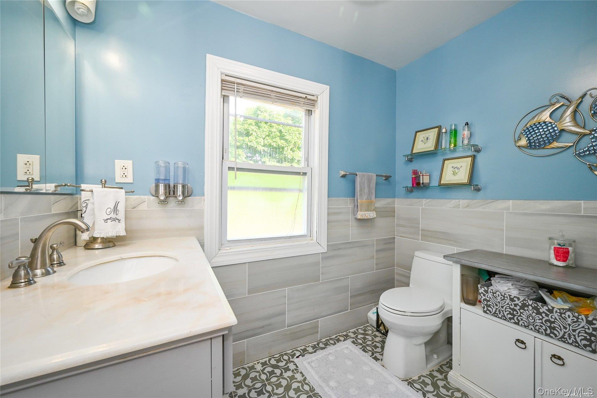 Single Family 233rd Street Queens, NY 11422, MLS-1033453-20