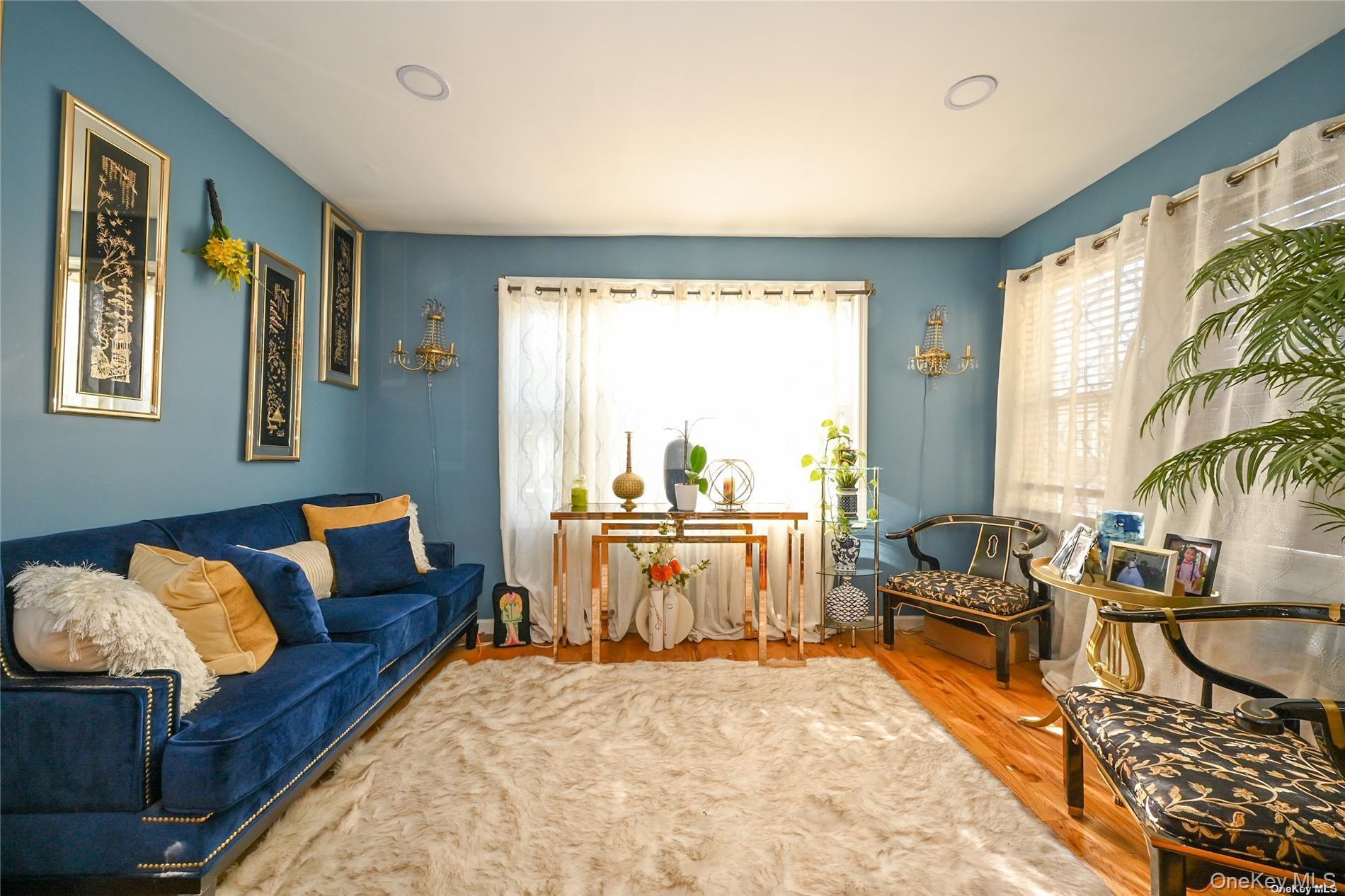 Single Family 233rd Street Queens, NY 11422, MLS-1033453-3