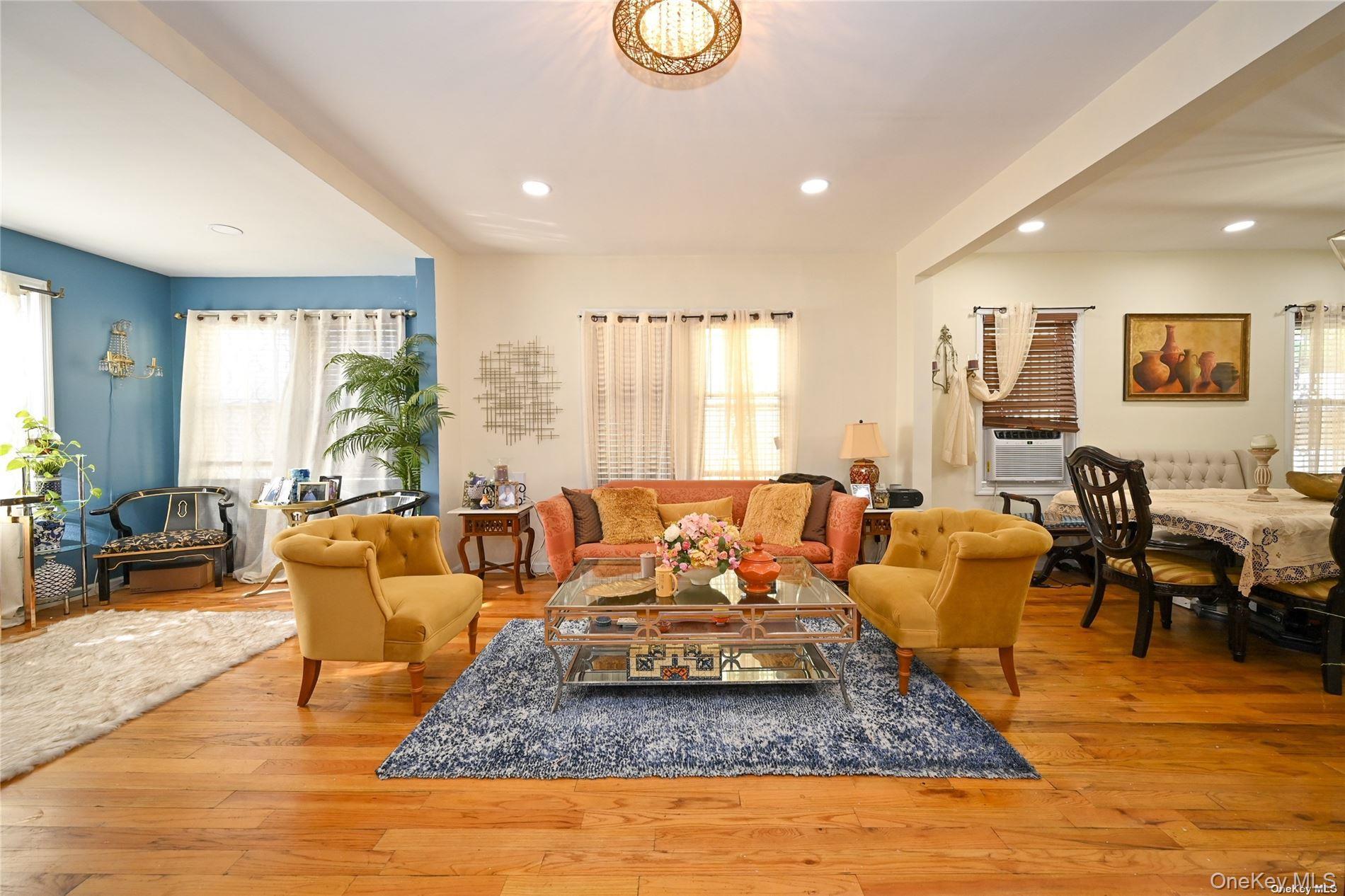 Single Family 233rd Street Queens, NY 11422, MLS-1033453-4