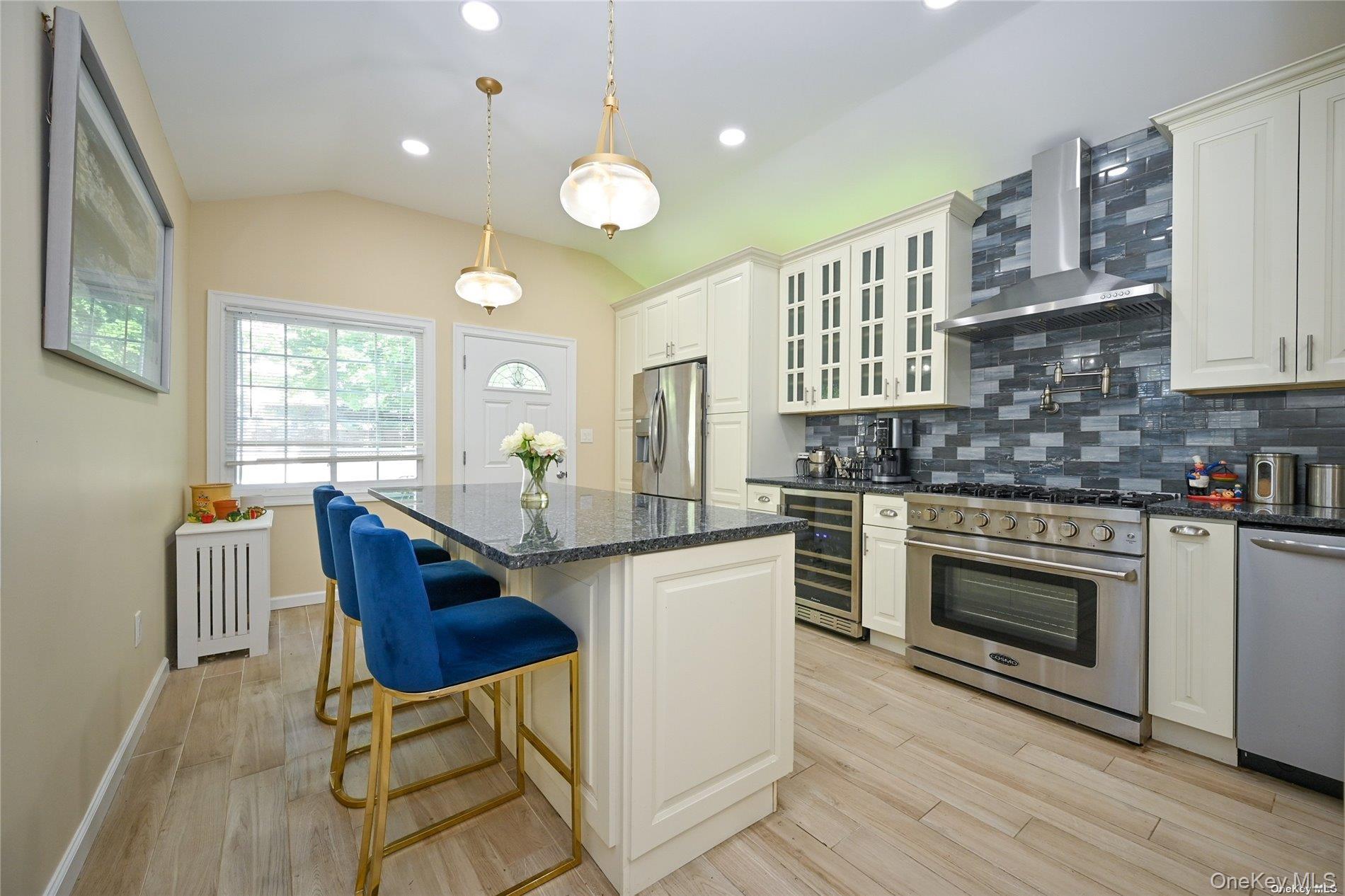 Single Family 233rd Street Queens, NY 11422, MLS-1033453-9