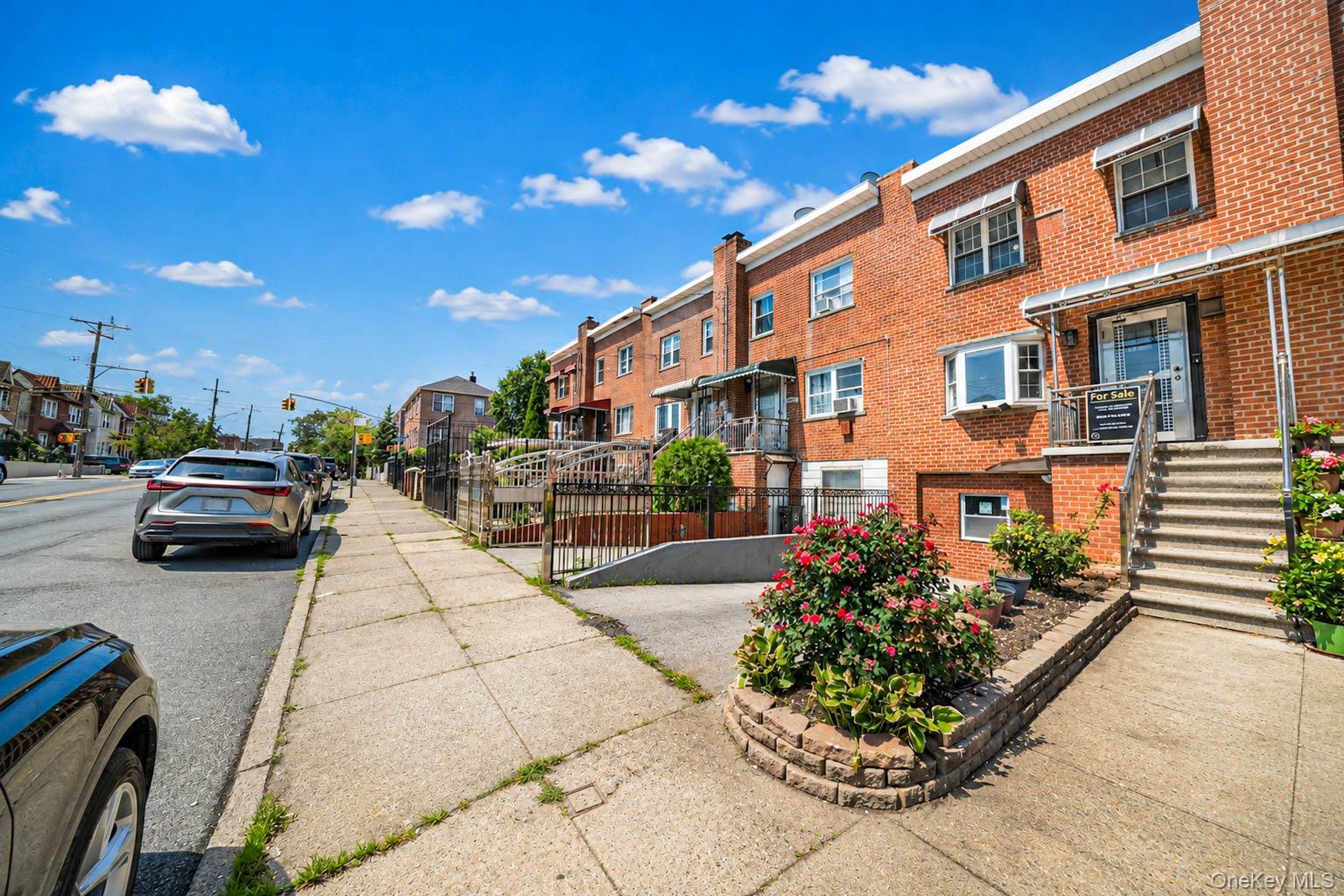 Single Family Paulding Avenue  Bronx, NY 10466, MLS-1033479-42