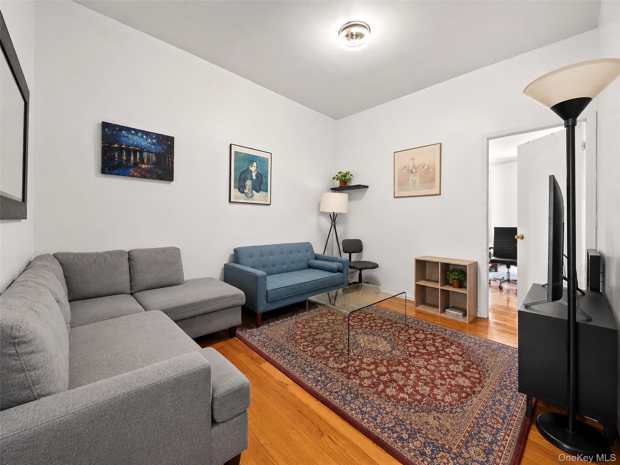 Single Family Myrtle Avenue Queens, NY 11385, MLS-1033485-2