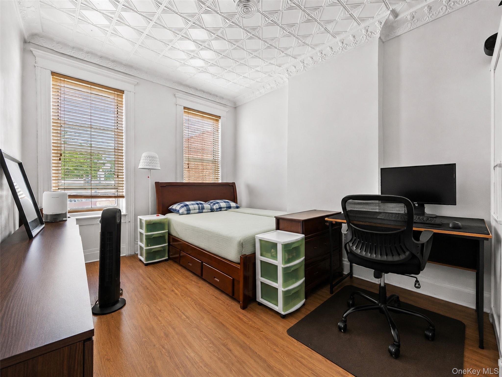 Single Family Myrtle Avenue Queens, NY 11385, MLS-1033485-8