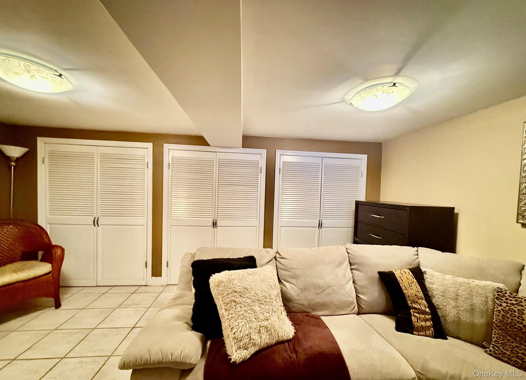 Single Family 77th Street Queens, NY 11379, MLS-1033487-11