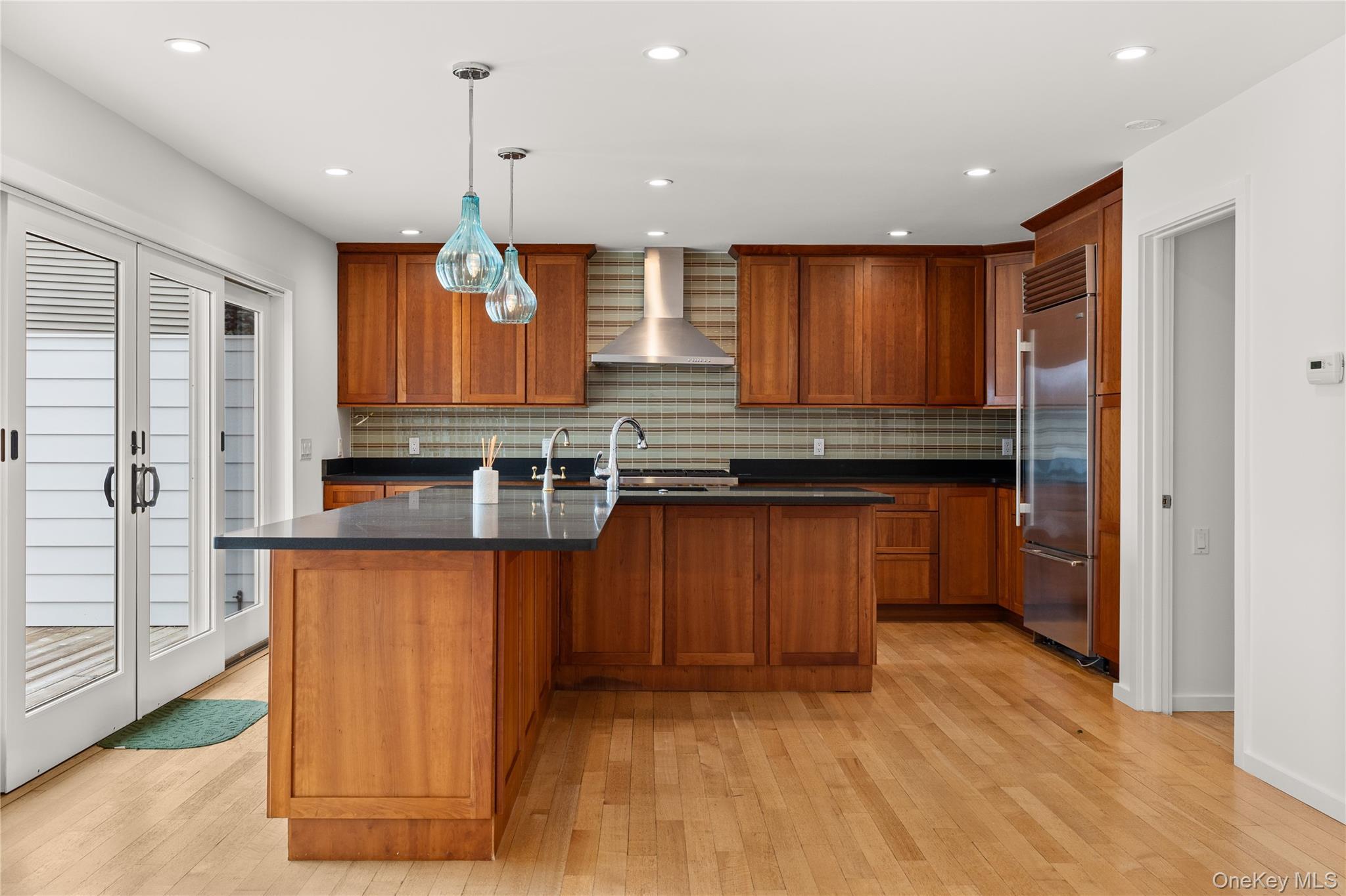 Single Family Bayview Avenue  Suffolk County, NY 11751, MLS-1033491-11