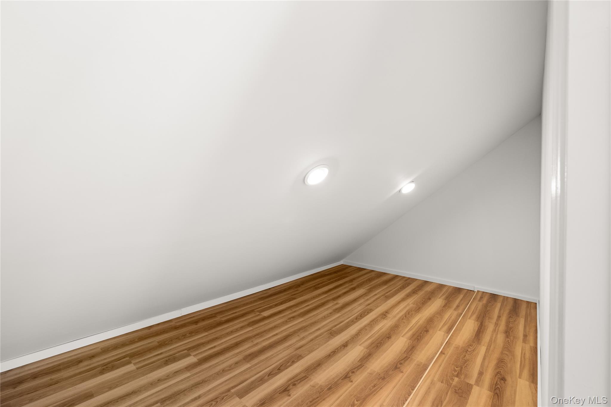Single Family Bayview Avenue  Suffolk County, NY 11751, MLS-1033491-31