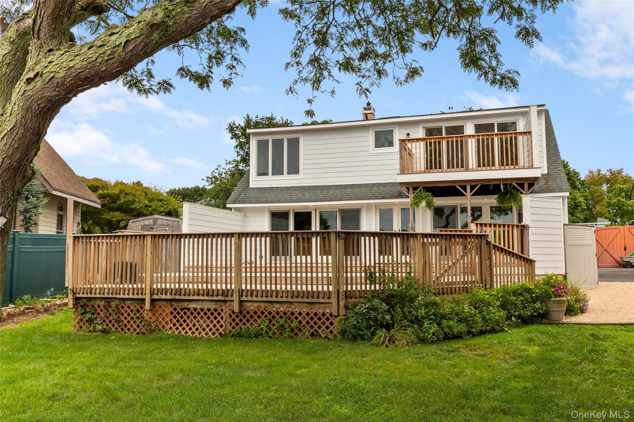 Single Family Bayview Avenue  Suffolk County, NY 11751, MLS-1033491-38