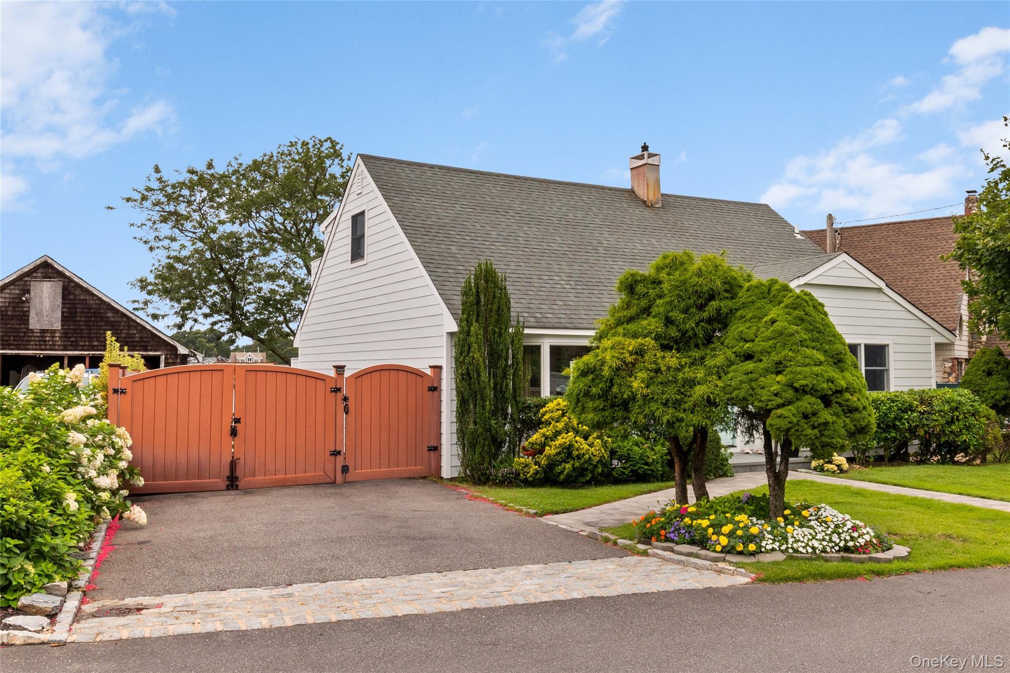 Single Family Bayview Avenue  Suffolk County, NY 11751, MLS-1033491-42