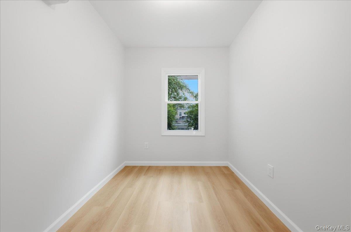 Single Family 154th Street Queens, NY 11434, MLS-1033492-15