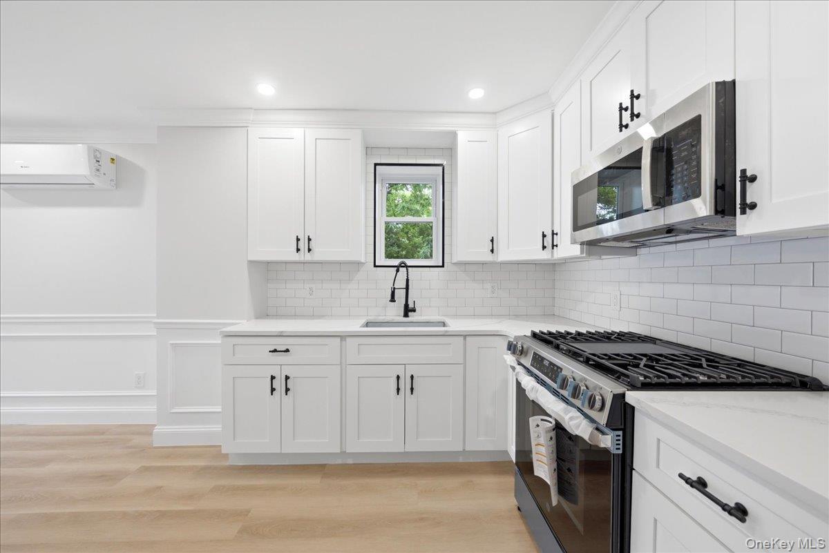 Single Family 154th Street  Queens, NY 11434, MLS-1033492-33