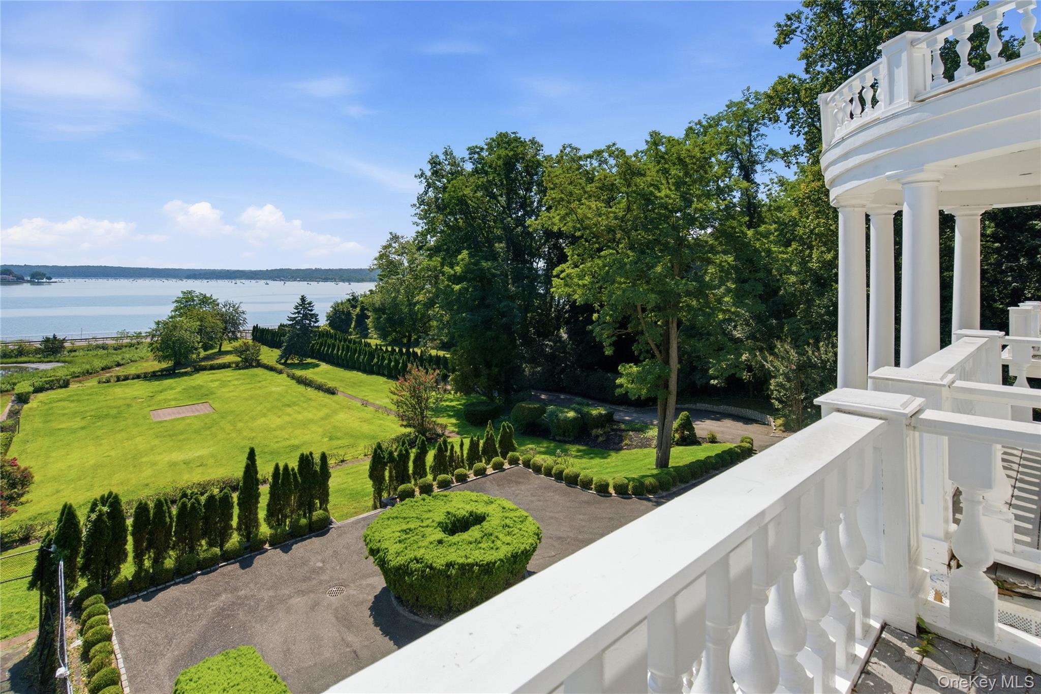 Single Family W Shore Road  Nassau County, NY 11765, MLS-1033511-22
