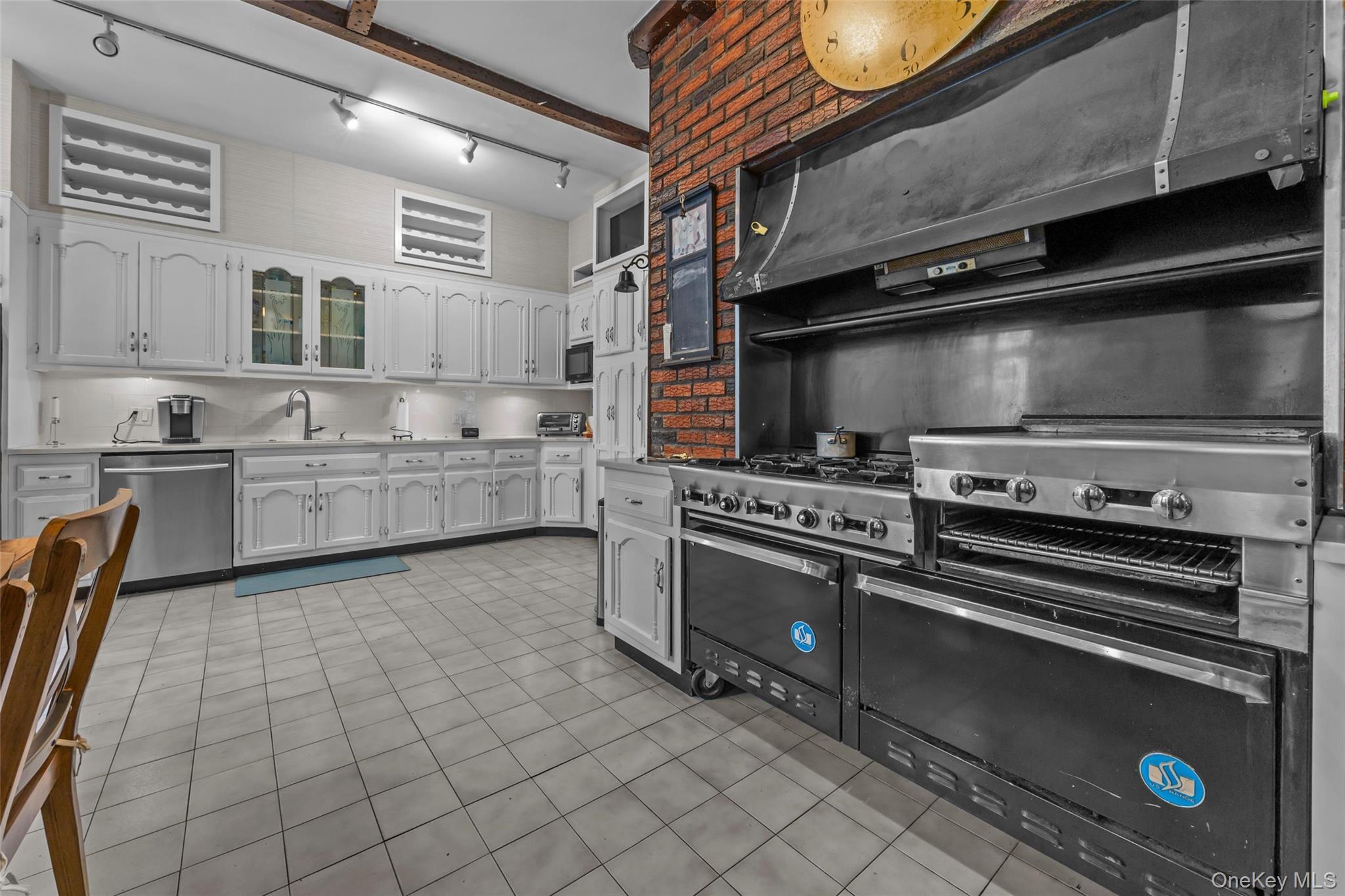 Single Family Beach 137th Street  Queens, NY 11694, MLS-1033528-13