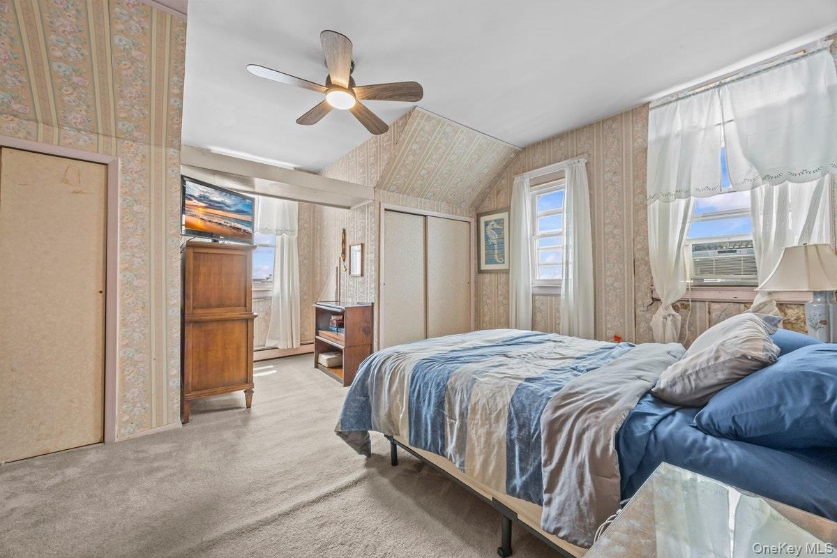 Single Family Beach 137th Street  Queens, NY 11694, MLS-1033528-25