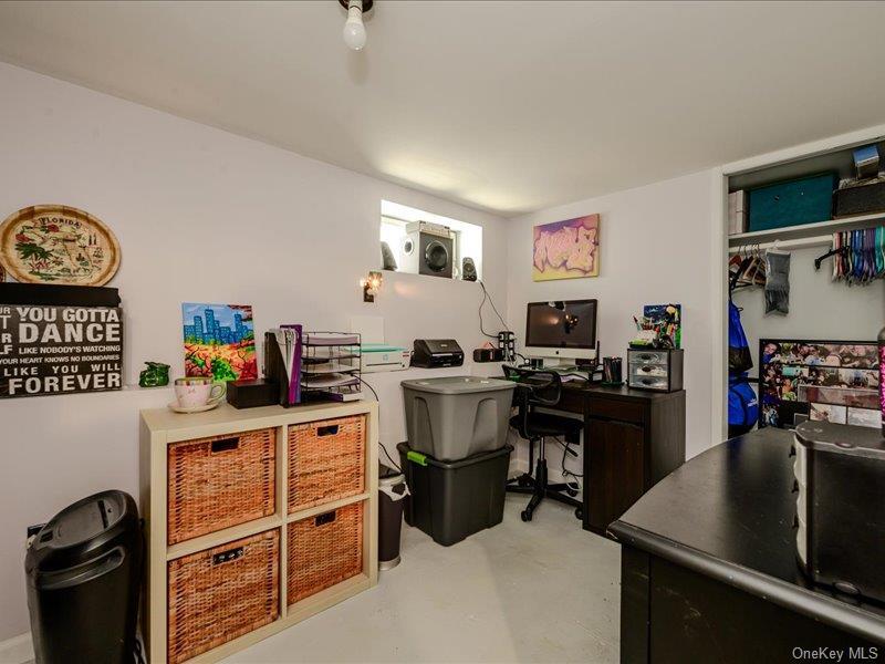 Single Family Edison Avenue Bronx, NY 10465, MLS-1033555-18