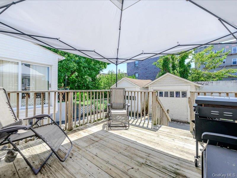 Single Family Edison Avenue Bronx, NY 10465, MLS-1033555-22