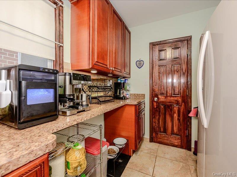 Single Family Edison Avenue Bronx, NY 10465, MLS-1033555-9