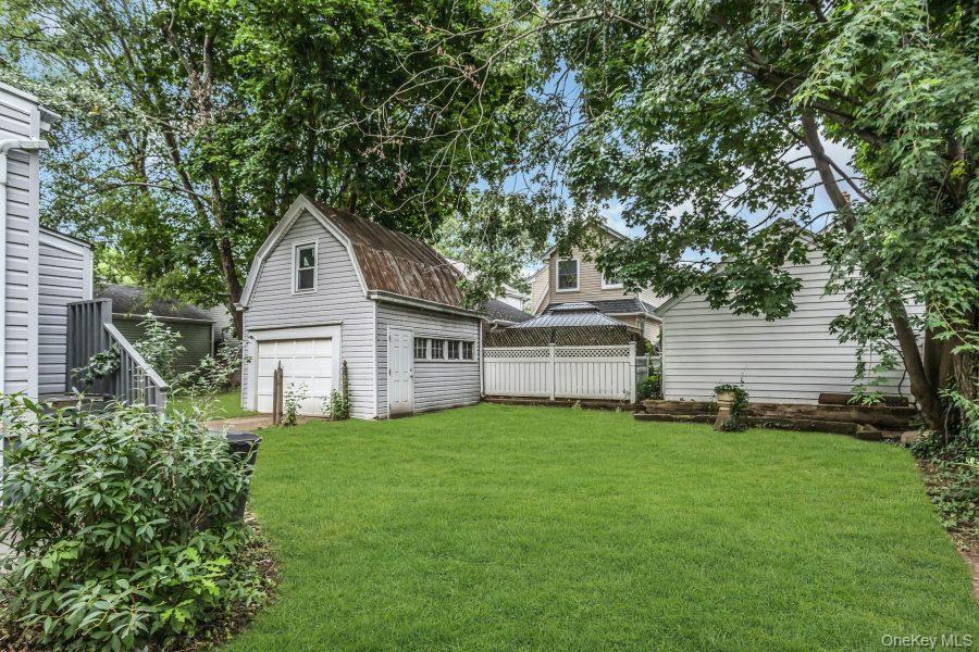 Single Family Emerson Avenue  Nassau County, NY 11001, MLS-1033558-24