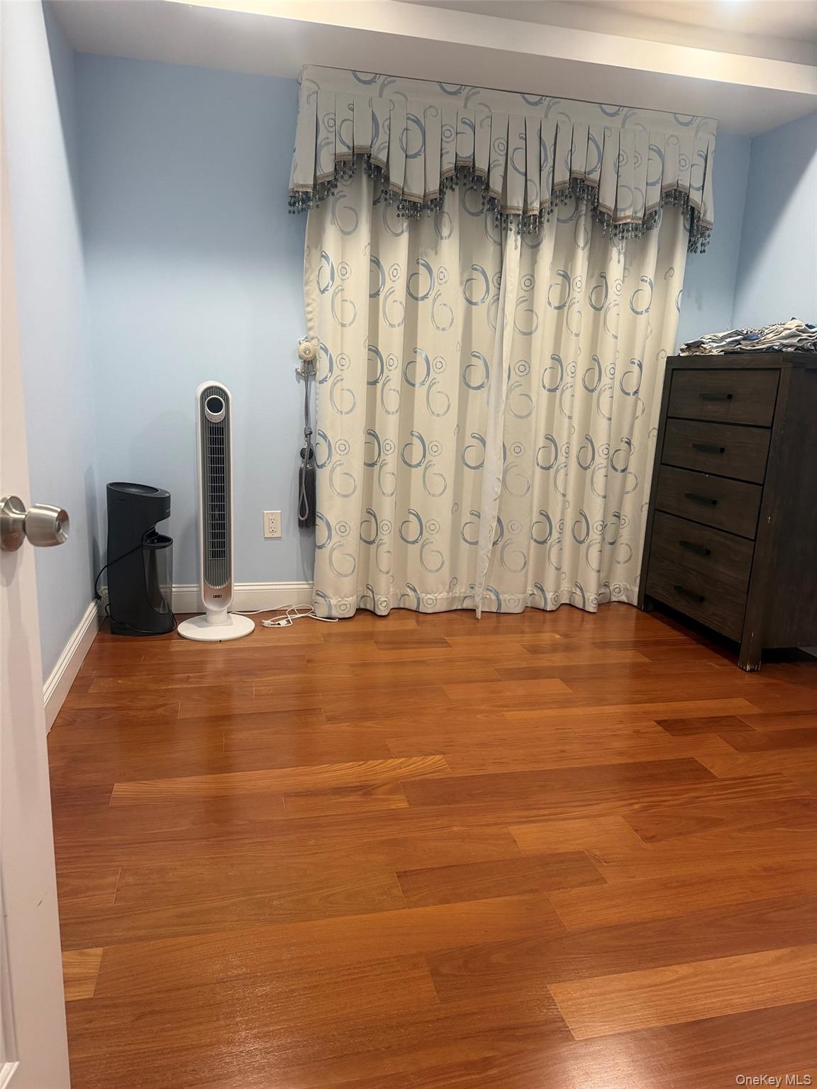 Single Family 18th Avenue Queens, NY 11357, MLS-1033566-8