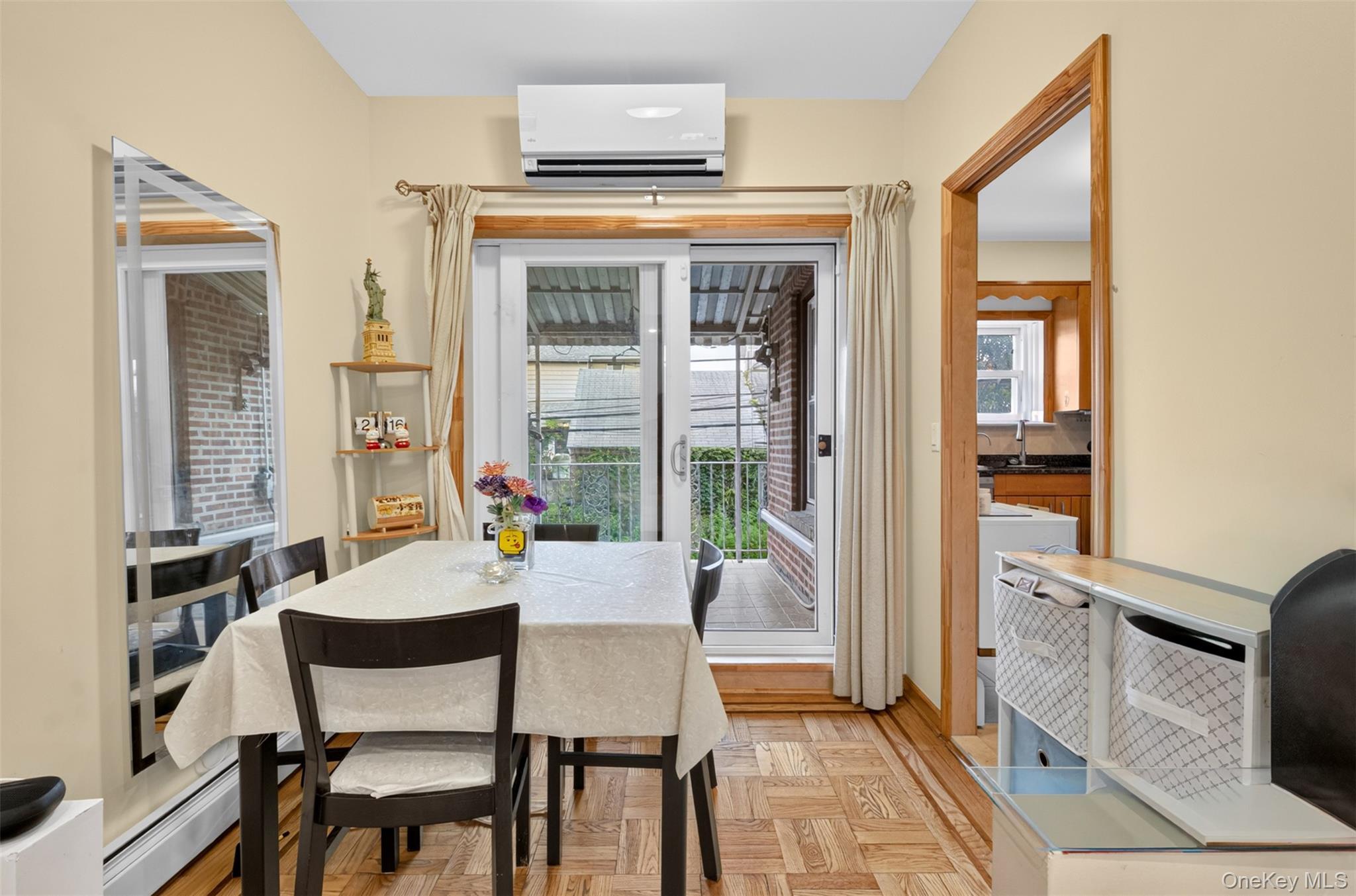 Single Family 172nd Street  Queens, NY 11358, MLS-1033568-6