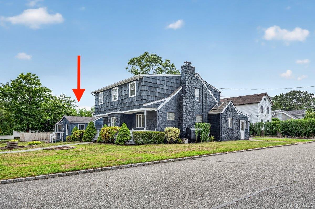 Single Family Lake Shore Drive Suffolk County, NY 11772, MLS-1033570-2