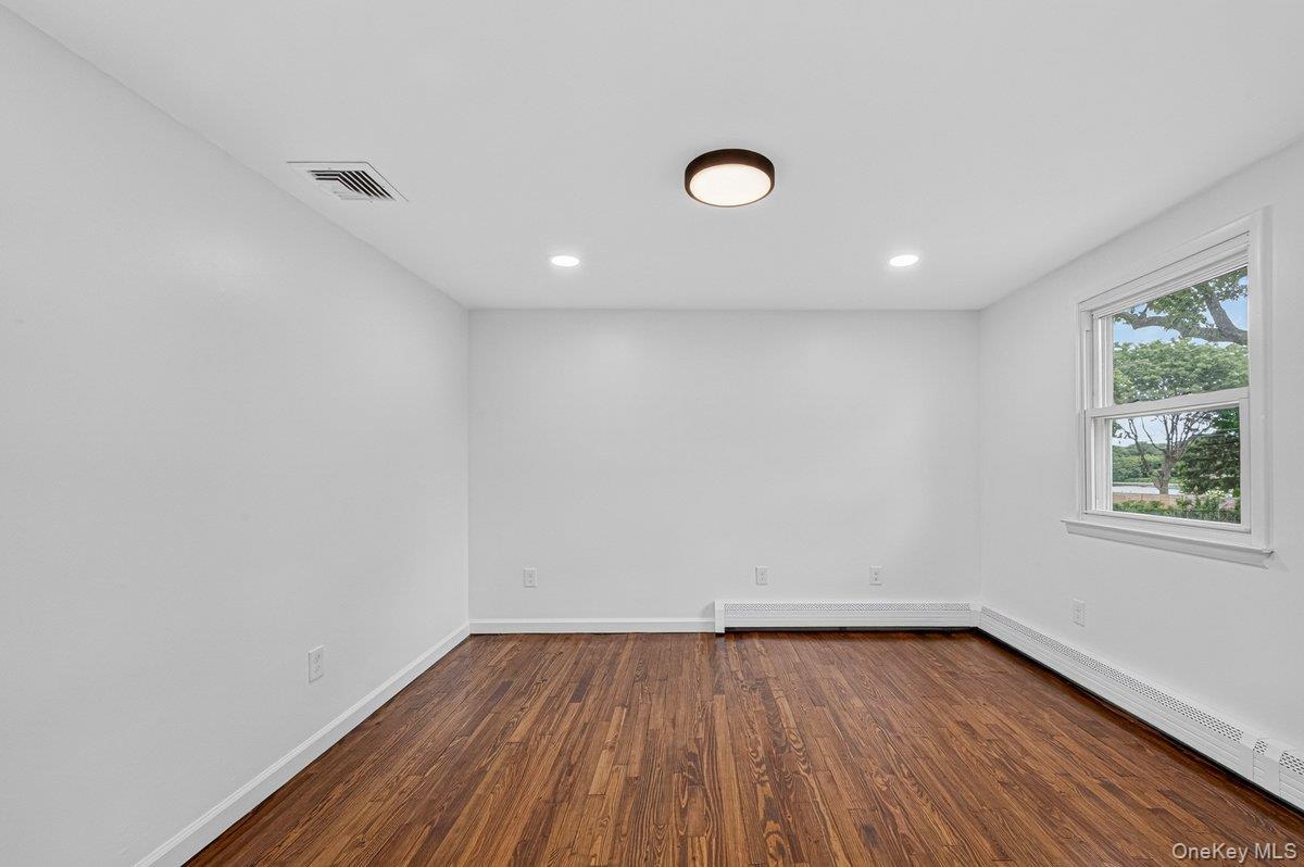 Single Family Lake Shore Drive Suffolk County, NY 11772, MLS-1033592-13