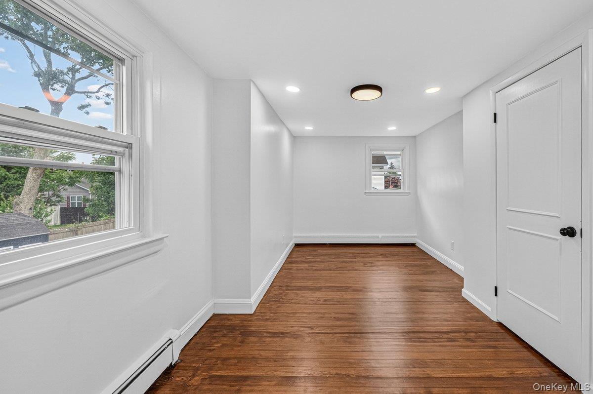 Single Family Lake Shore Drive Suffolk County, NY 11772, MLS-1033592-14
