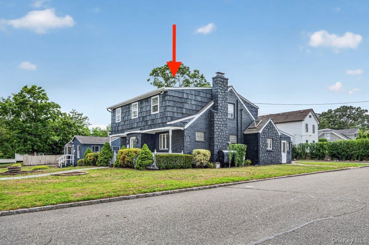 Single Family Lake Shore Drive Suffolk County, NY 11772, MLS-1033592-2